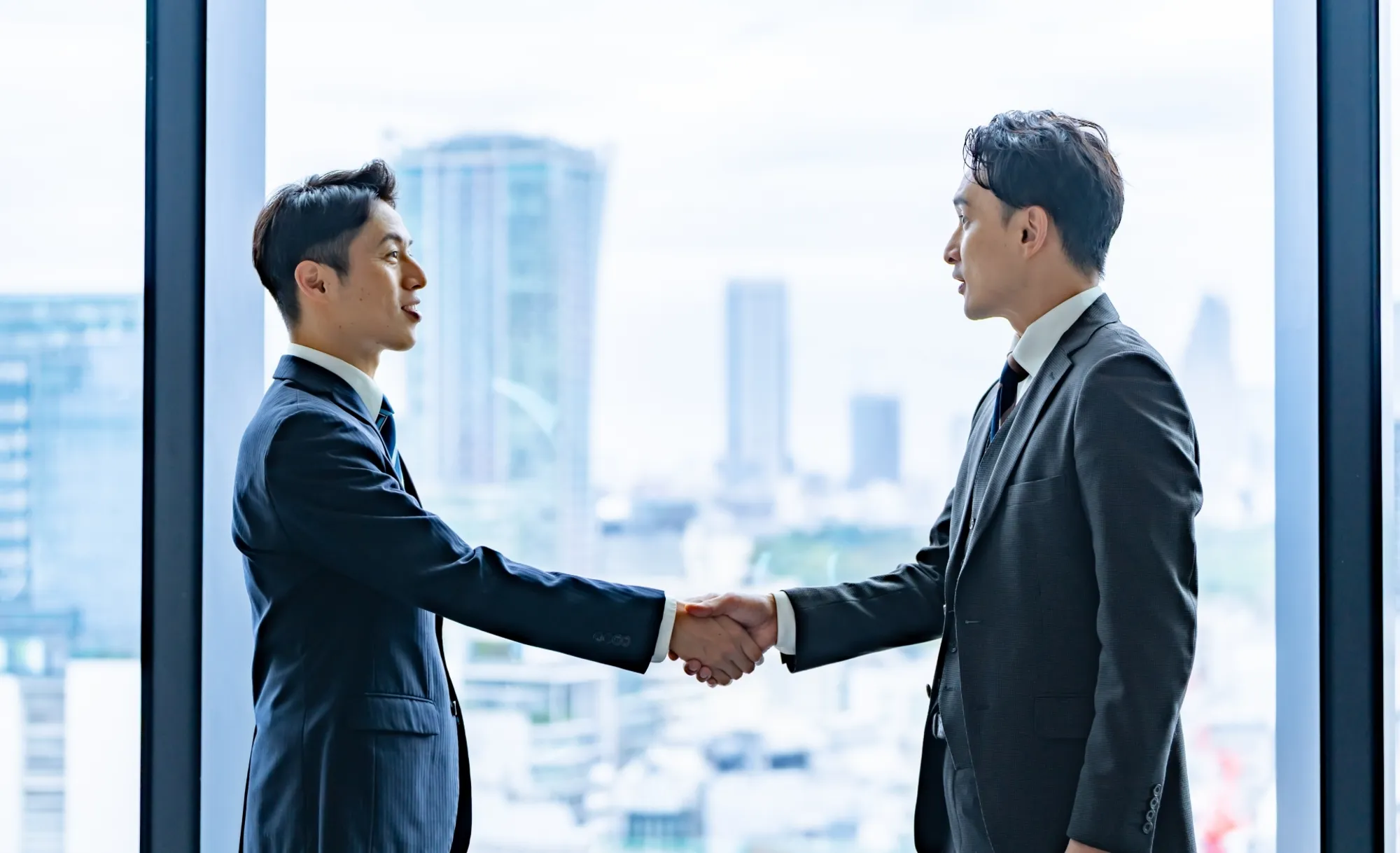 企業顧問